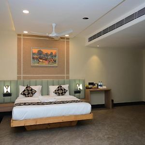 Pipul Ocean View Resort